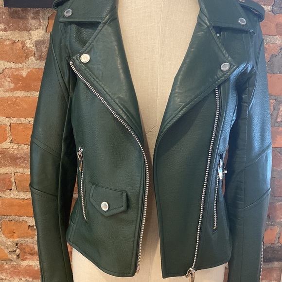BlankNYC Green Pleather Moto Jacket - Picture 5 of 16